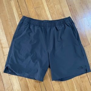 The North Face men shorts. XL. Gray